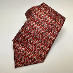 Cocktail Colors Red & Gold Floral Zentangle Style Pattern Silk Tie