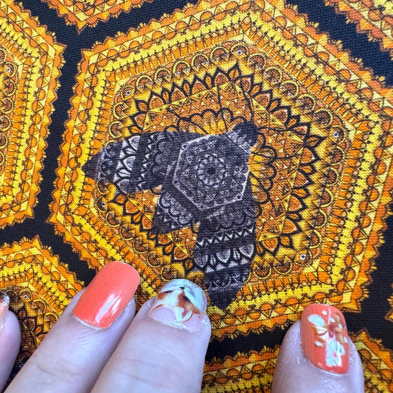 Queen Bee Rug - Etsy