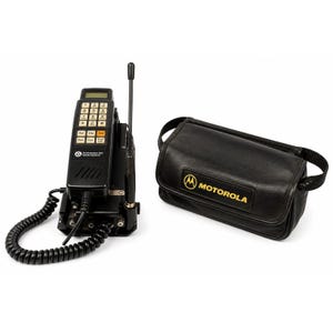 Motorola vintage cell phone - Etsy 日本