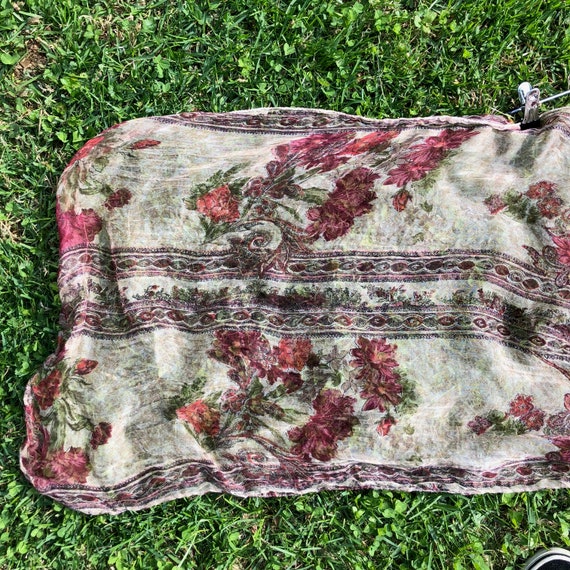 Vintage Red Rose Floral & Paisley Print Sheer Sca… - image 3