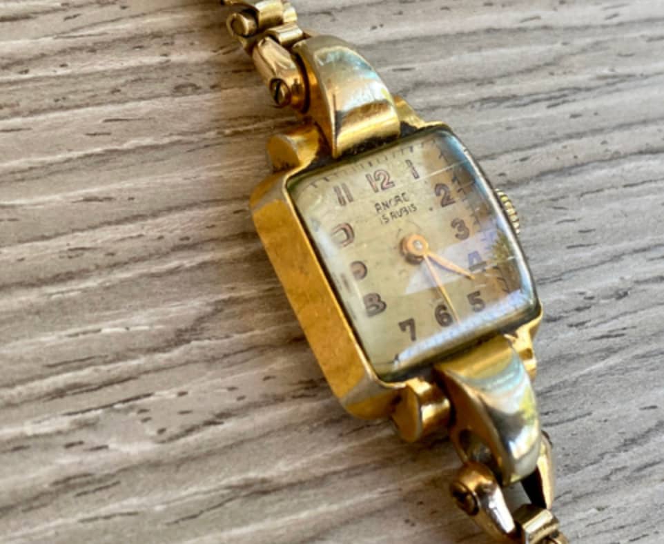 Ancre horloge goud dames hotsell