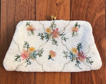 Vintage Spritzer & Fuhrmann White Micro Beaded and Embroidered Kisslock Clutch Purse Curacao