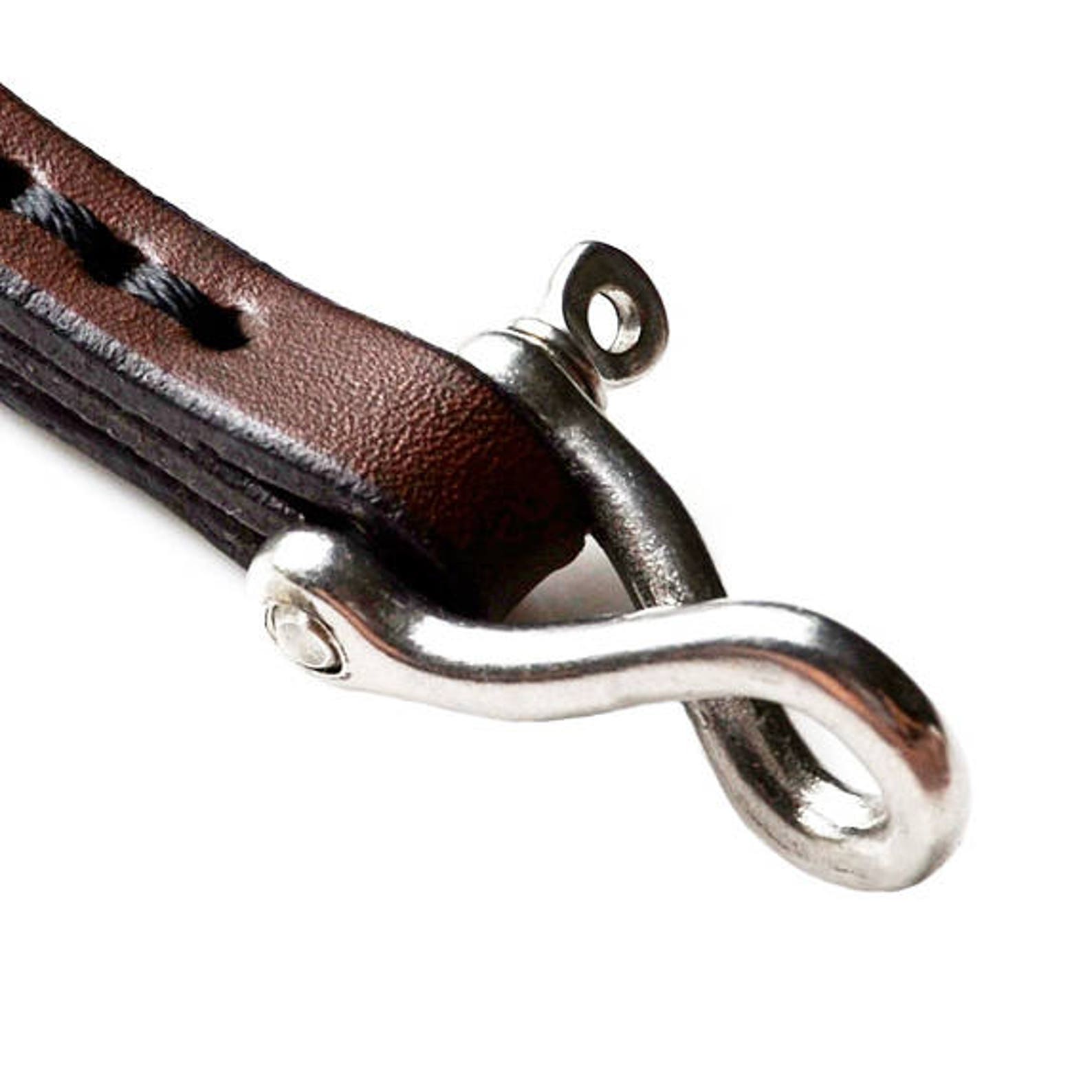 Customizable Leather Nautical Twist Shackle Keychain Etsy