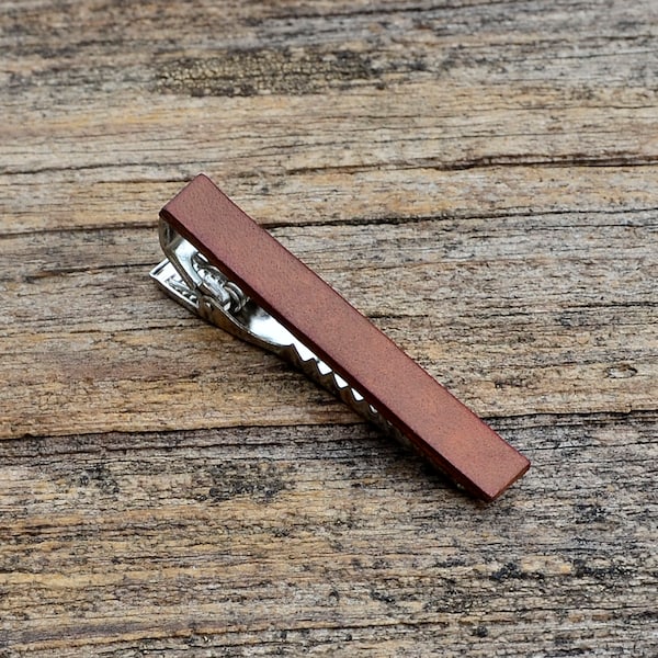 Customizable Leather Tie Clip for Men - Ready to Gift