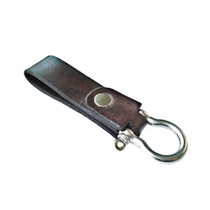 Customizable Leather Shackle Keychain - Etsy