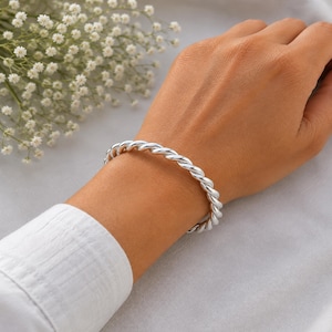 Armband i 925 sterlingsilver med tvinnat rep, flätat manschettarmband, minimalistiska eleganta smycken