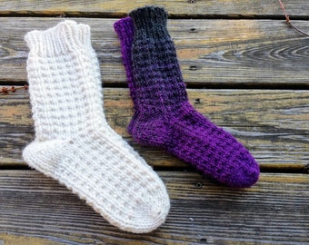 Kari Slipper Socks PATTERN / Chunky Knit Socks / Textured Slipper Socks Knitting Pattern