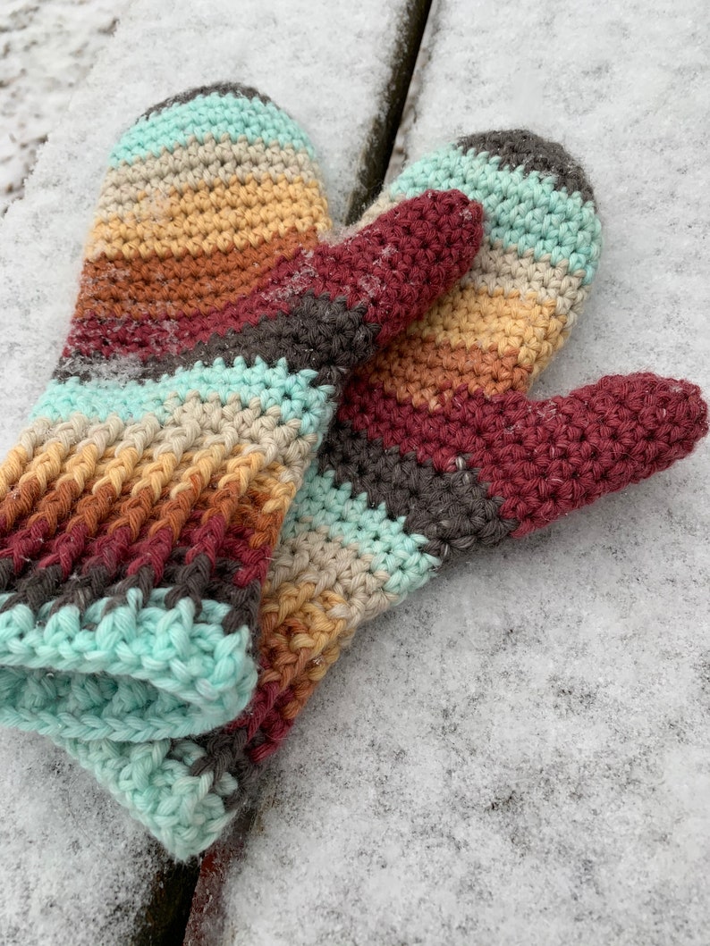 Crochet PATTERN Rustic Cabin Mittens // Child L // Ladies S/M/L/XL // Worsted weight mittens // mittens for kids // adult mittens image 5