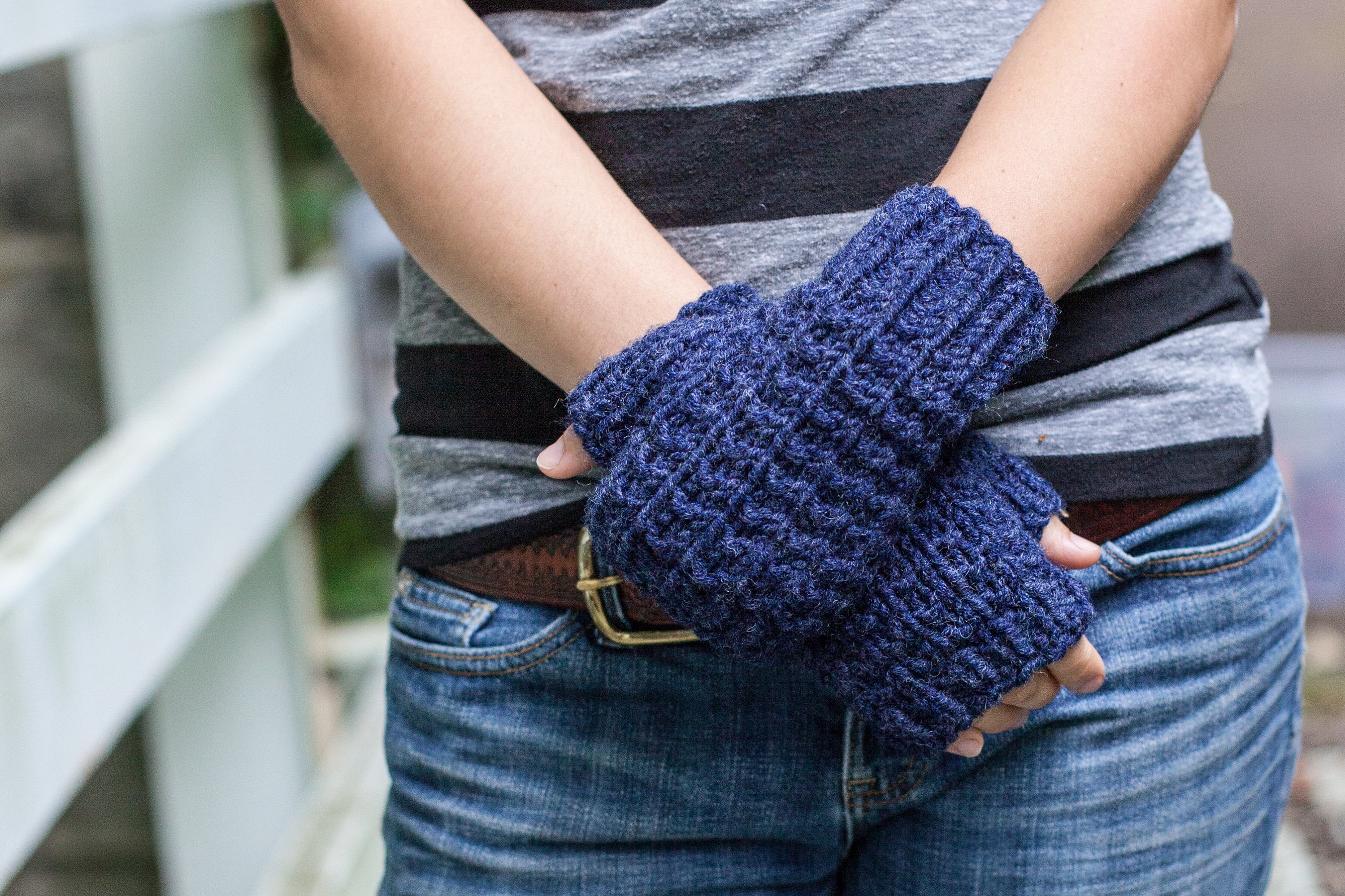 Chunky Knit Fingerless Bulky Yarn Fingerless Gloves Pattern
