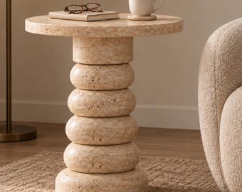 Mesa auxiliar de pedestal de travertino hecha a mano, mesa auxiliar de piedra apilada, mármol beige natural (20" de diámetro)