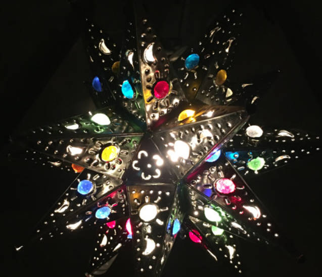 Lampara colgante en forma de estrella con luz interior. Ideal Etsy