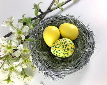 Easter Egg Pisanka in Yellow, Quail Egg Pysanky, Wax Embossed Easter Egg, Polish Pisanki, Easter Decoration