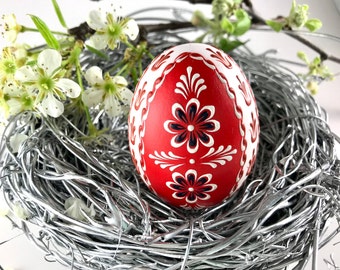 Easter Egg in Red, Polish Pisanka, Drop Pull Technique, Hand Painted Duck Egg, Wax Embossed Pysanky