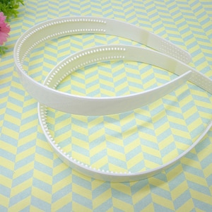 SALE--10 pcs white plastic headband 25mm Wide