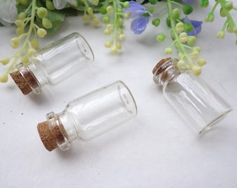 SALE--20 pcs  Mini glass bottles with corks 20x 40mm