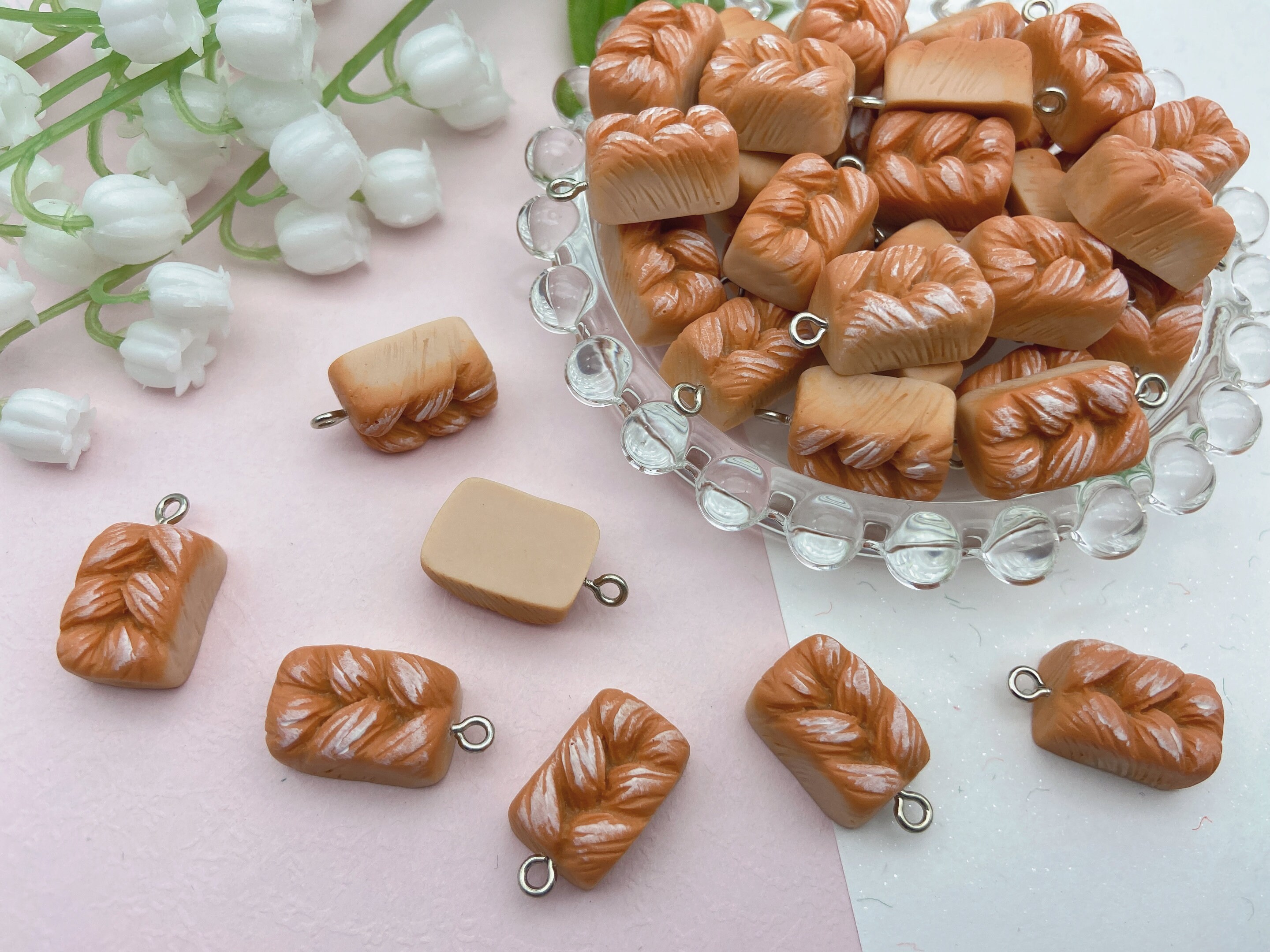 Cute Resin French Bread Charm Resin Pendants For Jewelry Making Earring Necklace Bracelet Keychain Decoration Accessories DIY Craft Supplies