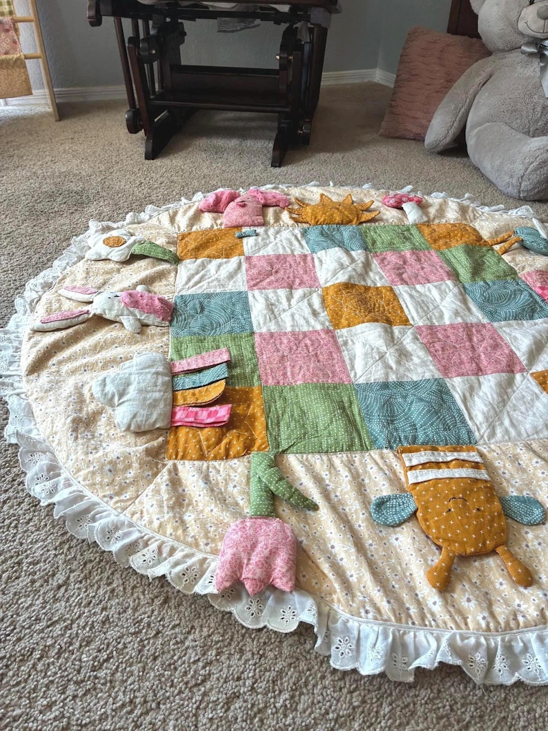 Baby Play Mat PDF Sewing Pattern | Tummy Time Quilt Tutorial | Interactive Baby Quilt | Sensory Activity Quilt image 13