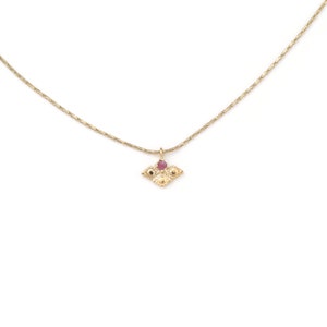 Collier doré à l'or fin 24 カラット et ピエール セミプレシューズ / Collection Tzia