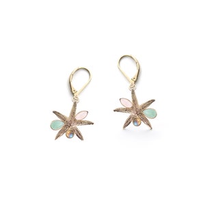 Boucles d'oreille étoile de mer dorées à l'or fin 24 カラット エ ピエール セミプレシューズ / コレクション ピエール デ メール
