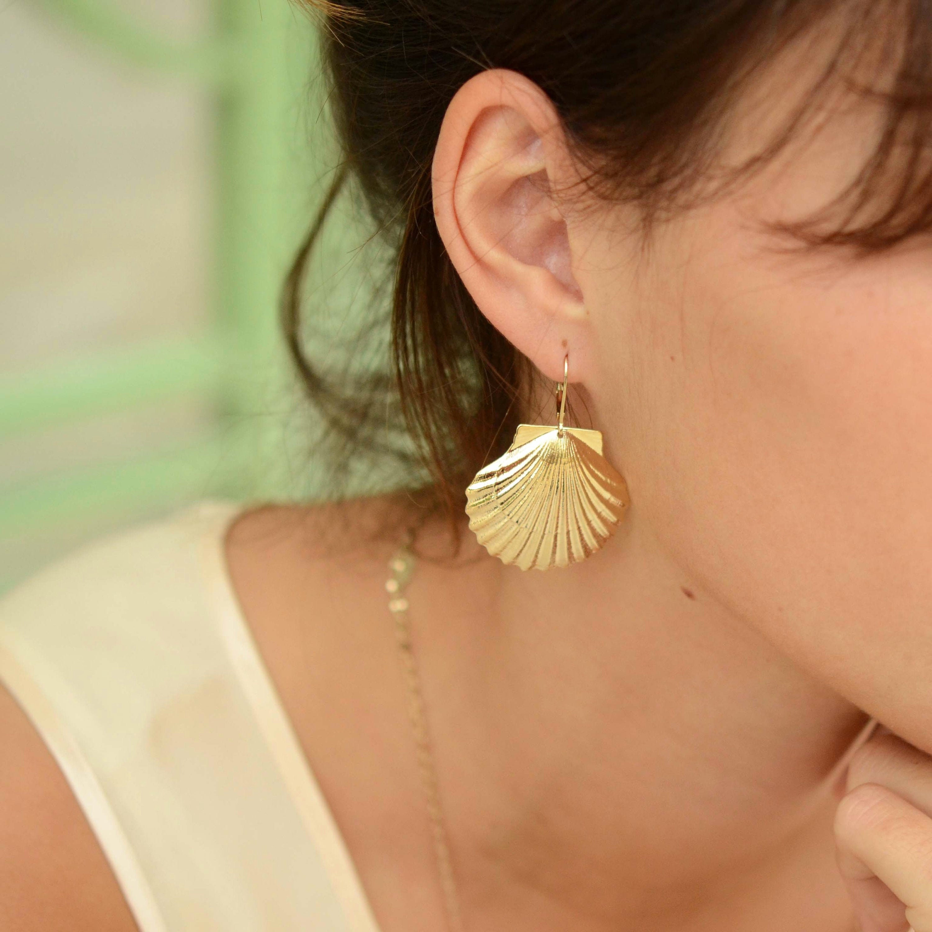 Grandes Boucles D Oreille Coquillage Dorees A L Or Fin Etsy Israel
