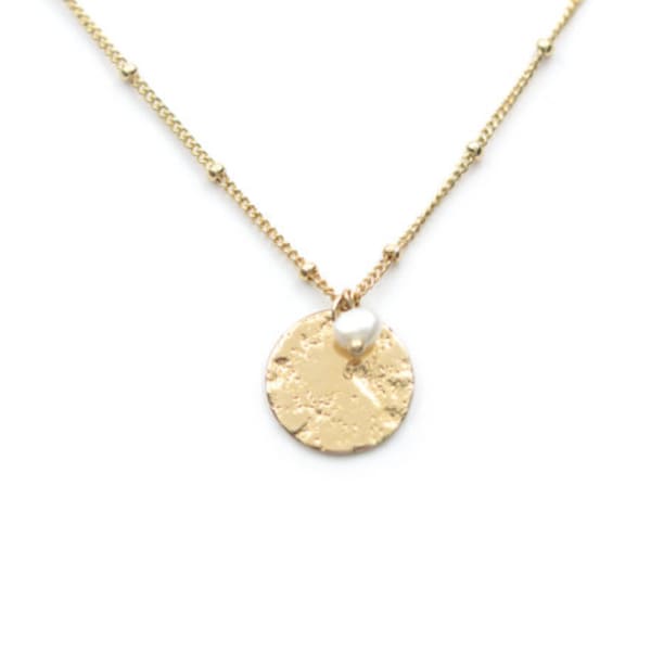 Collier doré à l'or fin 24 carats et perle naturelle / Collection Aloha médaillon