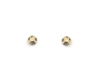 Boucles d'oreilles puces martelées dorées à l'or fin 24 quilates / Colección Moon pur