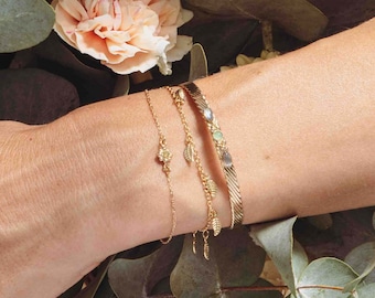 Bracelet jonc fleuri doré à l'or fin 24 carats et pierres semi-précieuses / Collection Florilège