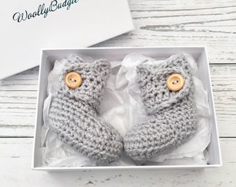 baby booties, crochet baby shoes, unisex baby bootees, grey baby booties, newborn boots, baby shower gift