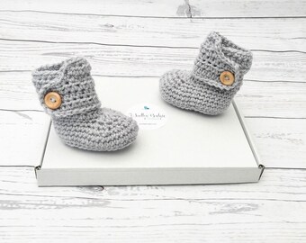 baby booties, crochet baby shoes, unisex baby bootees, grey baby booties, newborn boots, baby shower gift