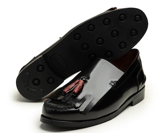 Handgefertigte schwarze Herren-Loafer aus Leder mit Quasten und Fransen, Hochzeitsschuhe