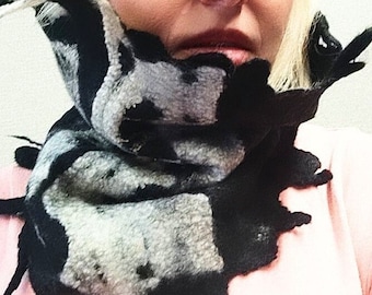 Black Wool Felted Scarf, Loop Winter Scarf Tube, Neckwarmer, Cowl, Gaitor, Woolcowl, Black and White wool snood, Christmas Gift for Sister