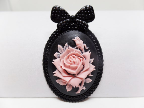 Gorgeous Pink Rose Cameo Bow Brooch Pin Pendant