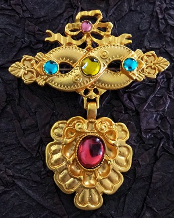 Lovely Hot Pink and Teal Crystal Cabochon & Baroque Style Brooch Pin