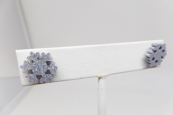 Adorable Silver Glitter Acrylic Snowflake Stud Earrings