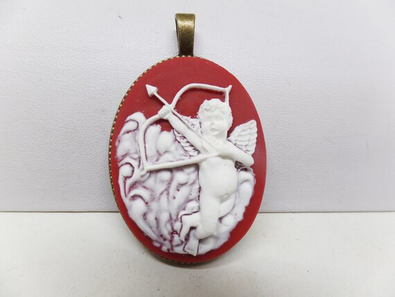 Gorgeous Reversible Red Cherub Angel Cameo Pendant