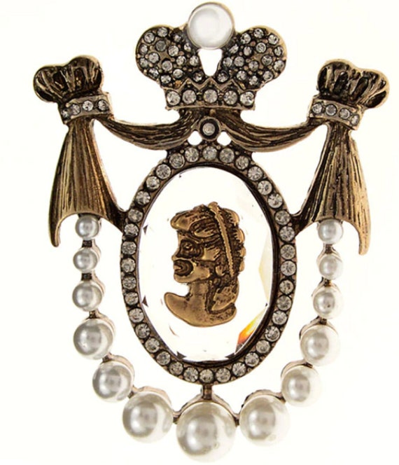 Gorgeous Crystal and Pearl Cameo Brooch