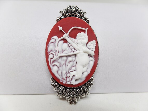 Gorgeous Red Cherub Angel Cameo Brooch Pin
