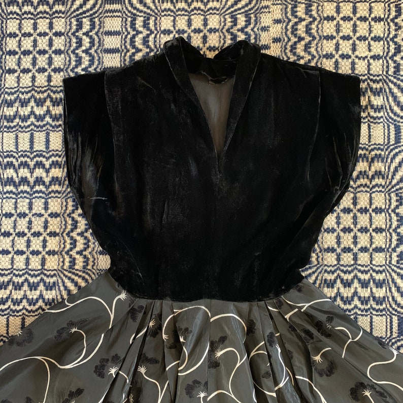 Late 1940s Early 1950s Black Velvet and Taffeta Party Dress with Painted Vines and Pockets