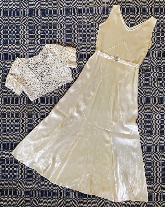 Gorgeous 1930s satin Wedding Dress with matching B