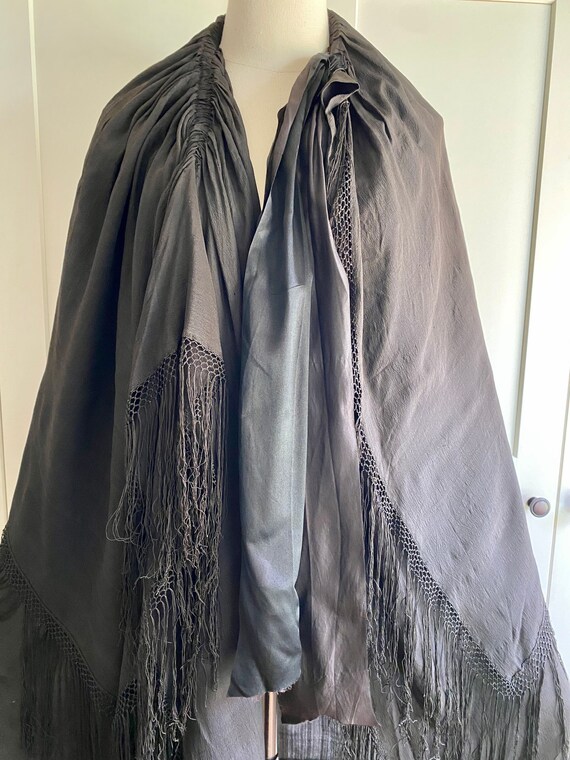 Antique black silk cape with double layer, fringe… - image 4