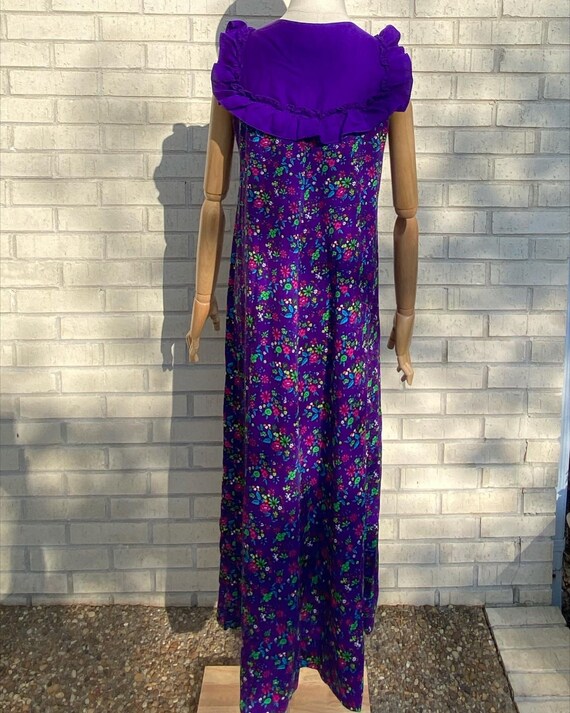 1960s Hawaiian Muu Muu dress, bright purple ruffl… - image 7