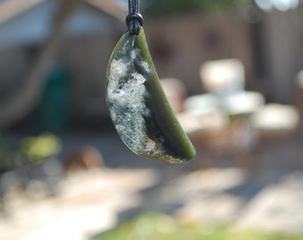 Wyoming Green Live edge Pendant