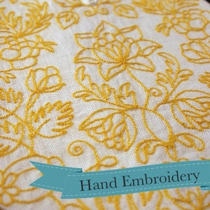 Historical Hand Embroidery Design - Mid-18th century Pocket - RR101H