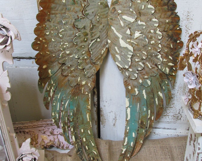 Large Metal Wings Wall Decor Rusty Distressed Shabby Hand Etsy