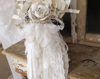 White heart wall hanging, handmade shabby cottage romantic decor Anita Spero Design