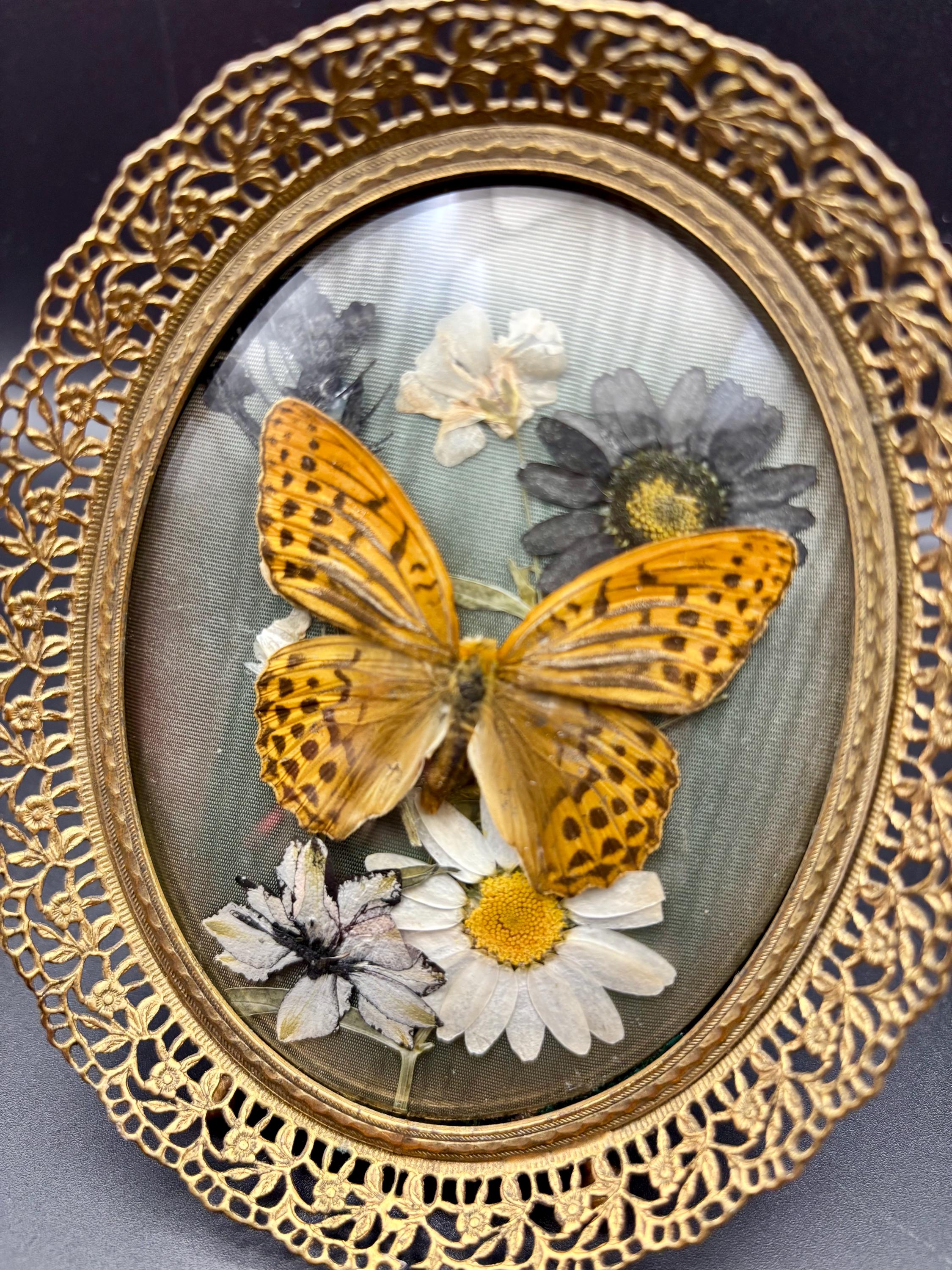 Vintage Bubble Glass Butterfly - Etsy