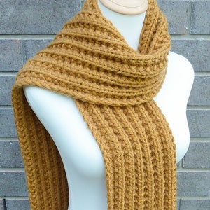 Écharpe en laine jaune moutarde - écharpe en laine verge d&#39;or - écharpe en tricot épais - prête à être expédiée