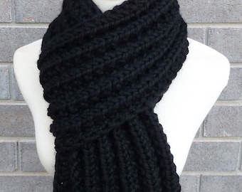 Black Wool Scarf - Lambswool Scarf - Bulky Knit Scarf - Unisex Scarf -  Ready to Ship