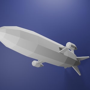 Könnte beinhalten: Ein hellgraues Luftschiffmodell im Low-Poly-Stil mit einem stromlinienförmigen, länglichen Körper, zwei seitlich montierten Triebwerken und einem Heckleitwerk. Die Struktur besteht aus flachen, geometrischen Facetten mit kantiger Optik.