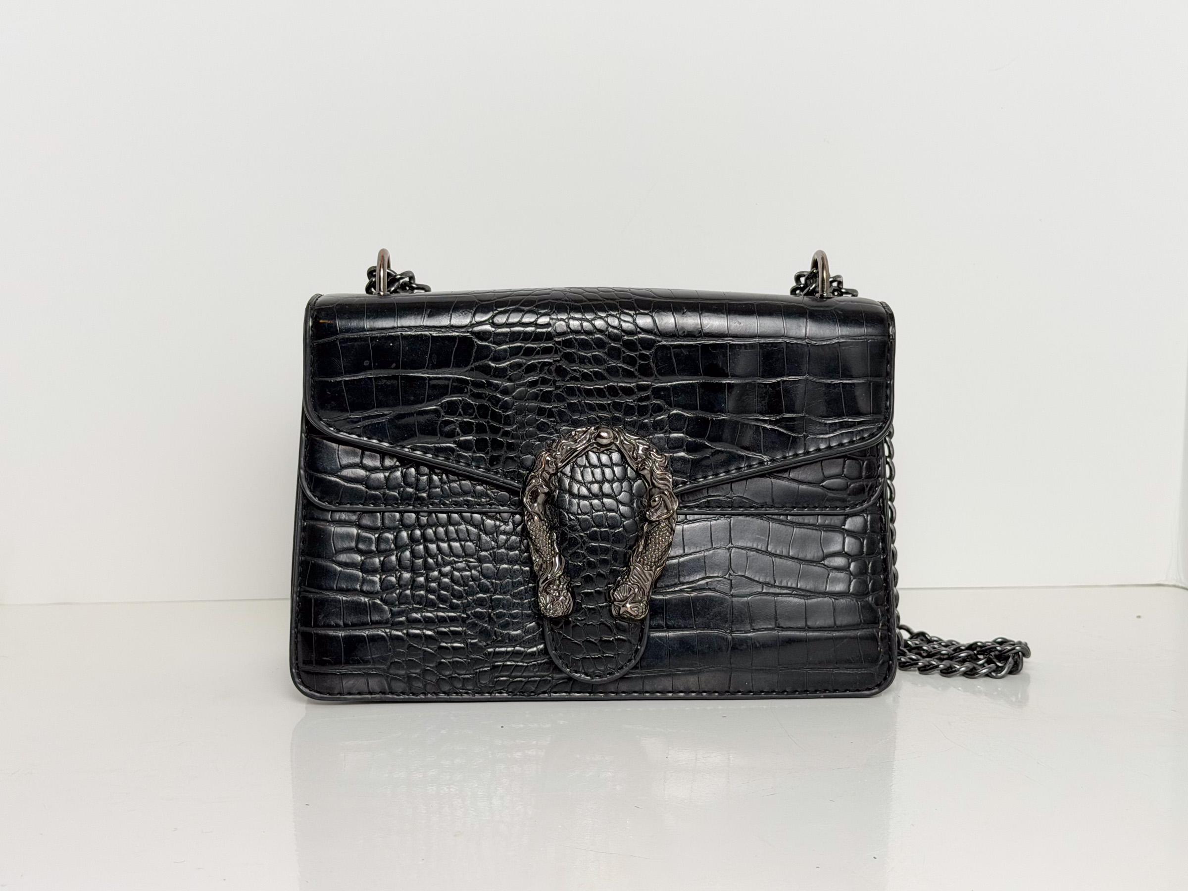 Vintage Y2K Black Crocodile Embossed Shoulder Bag – Faux Leather